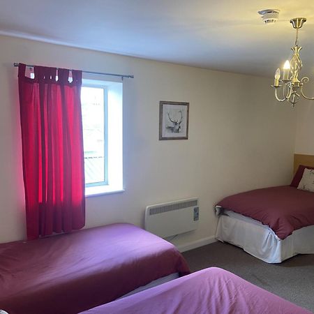 The Jolly Drayman Pub And Hotel Gravesend Bagian luar foto